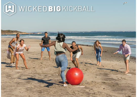 Main-Kickball